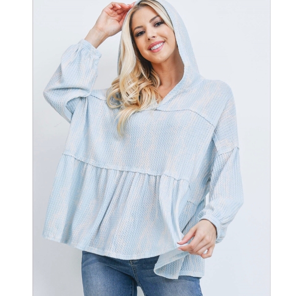 PEACH LOVE CALIFORNIA Baby Blue Tie-Dye Hoodie Top - Picture 3 of 7